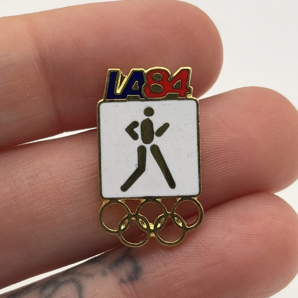 1984 Los Angeles Olympics Race Walking Event Lapel‎ Hat Pin White